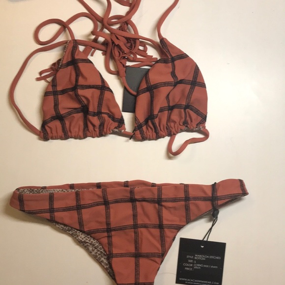 Acacia humuhumu stitch top and bottom - Picture 2 of 2